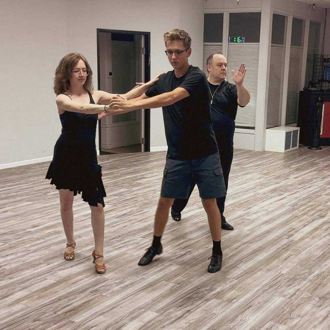 2